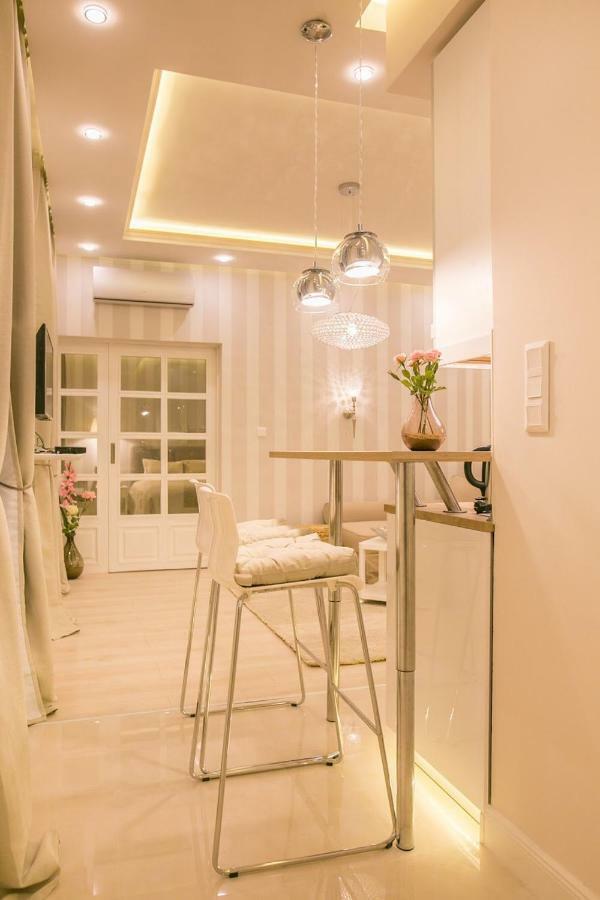 Panni Luxury Apartment Next To Gozsdu Garden Budapest Exterior foto